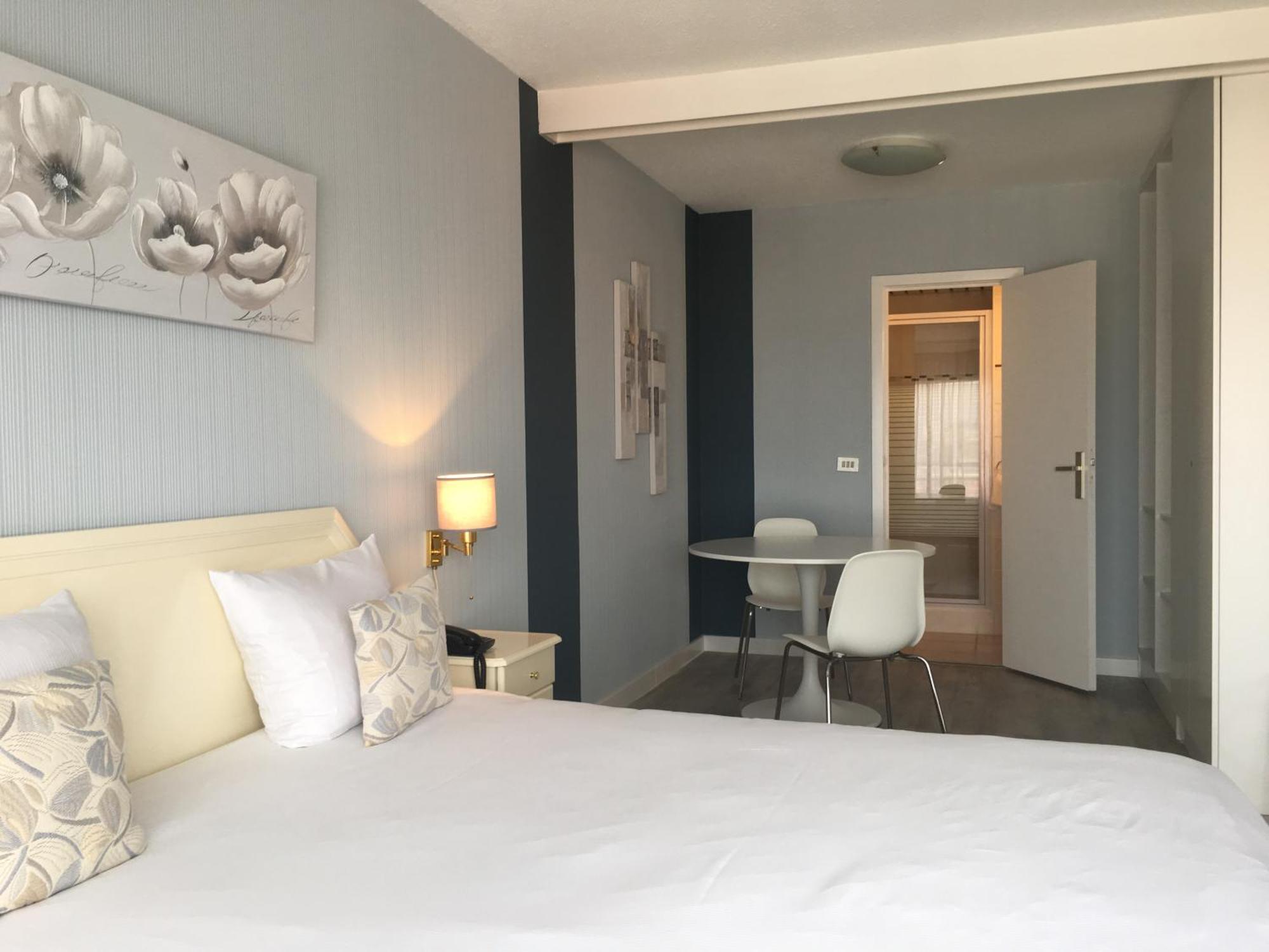 First Euroflat Hotel Брюксел Екстериор снимка